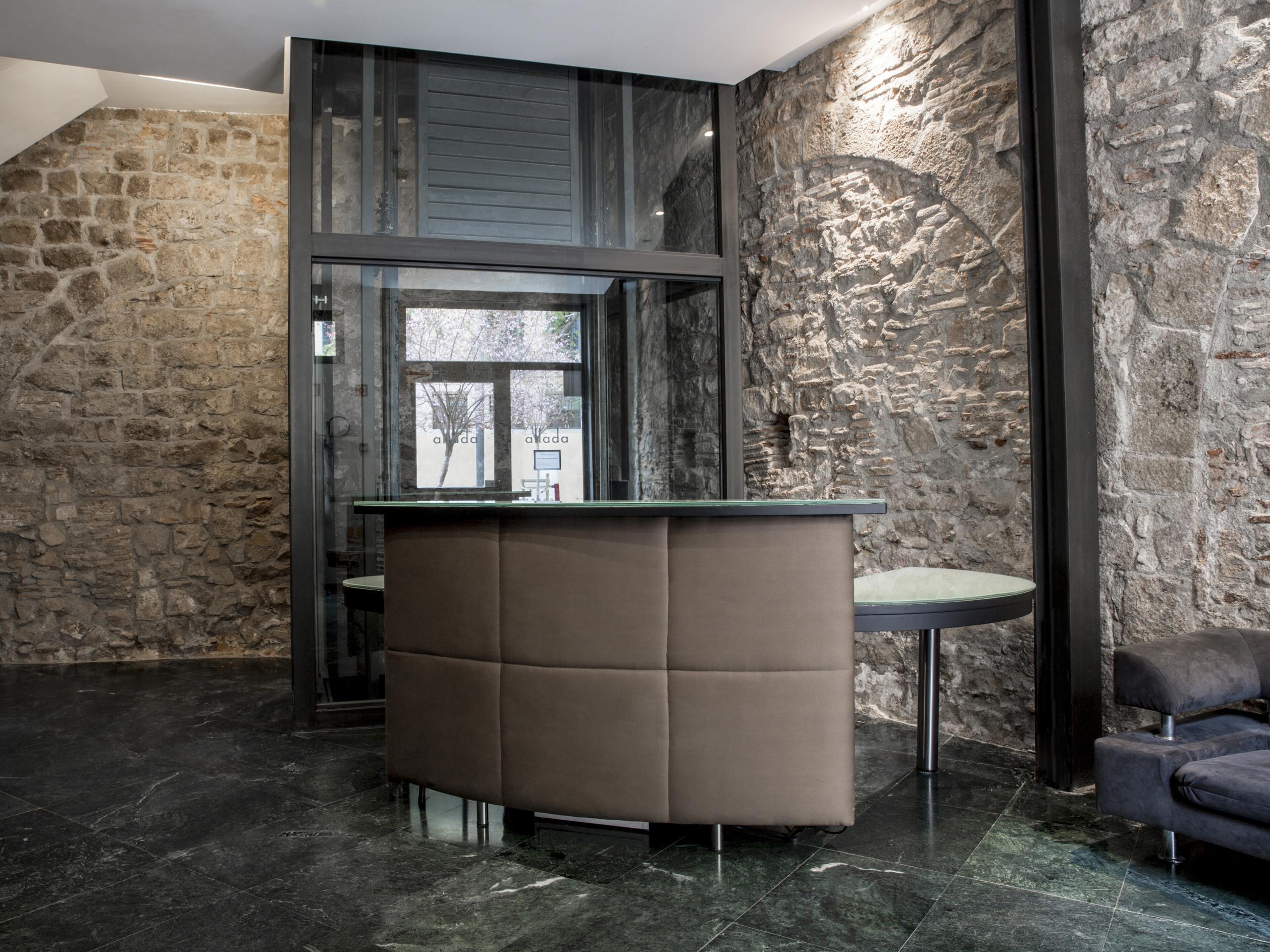 Aparthotel Allada 3* Barcelona Exterior photo
