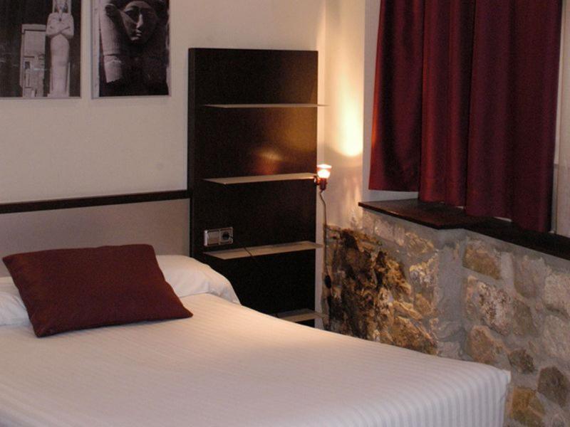 Aparthotel Allada 3* Barcelona Exterior photo